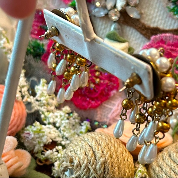 Vintage Pearl Long Dangle Cha Cha Cha Gold Earrings - Picture 5 of 7